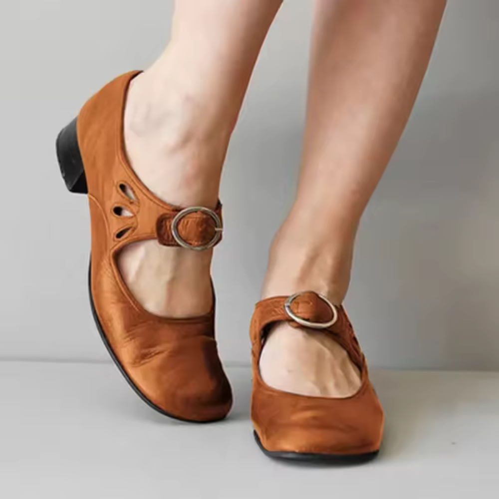 Brown / 12